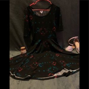 🐝Lularoe dress super cute medium